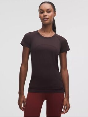 lululemon Women's Short Sleeve Tee - Brown
